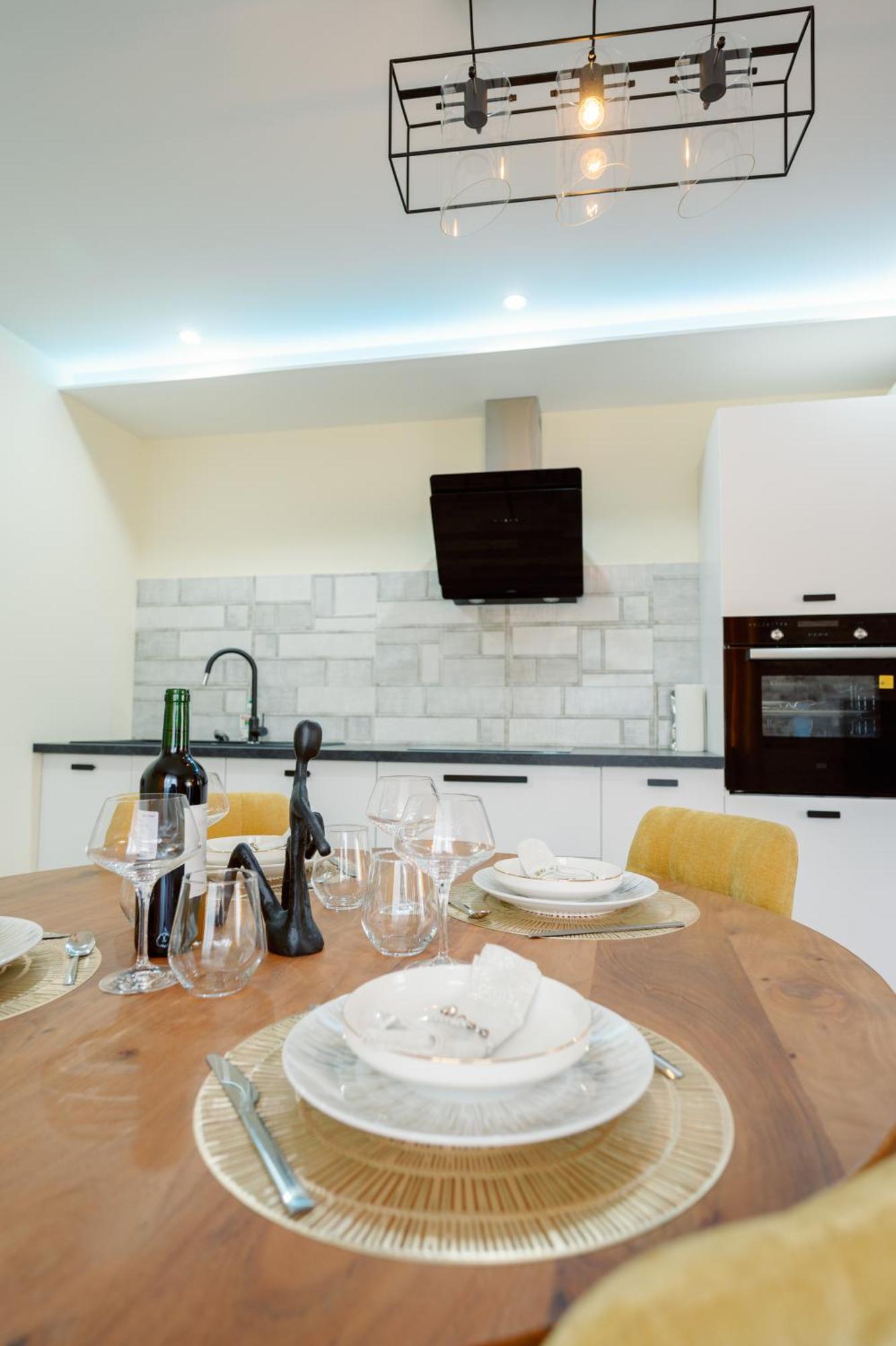 Apartment Le Duplex By Leslodgespa