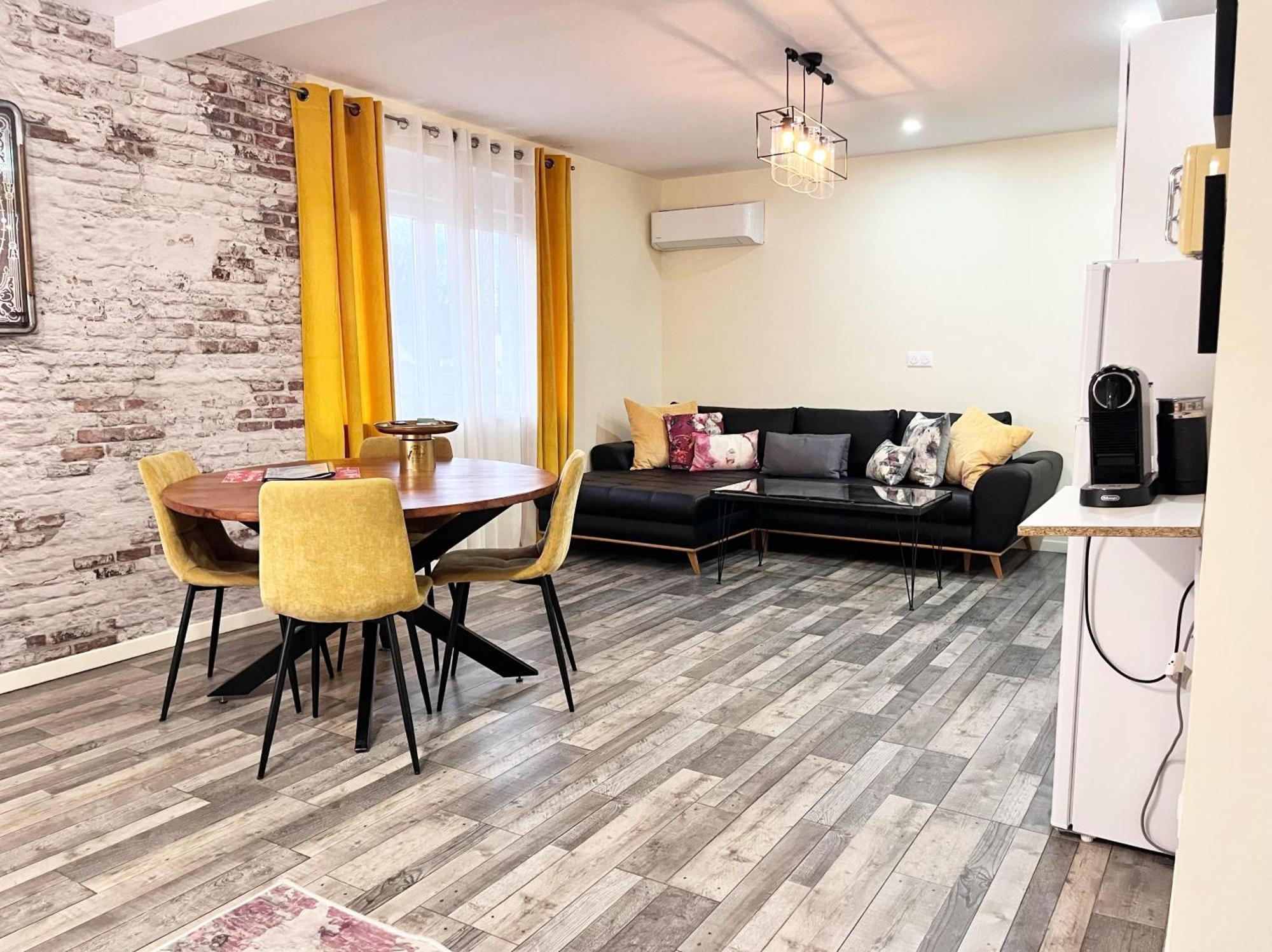Appartement Le Duplex By Leslodgespa